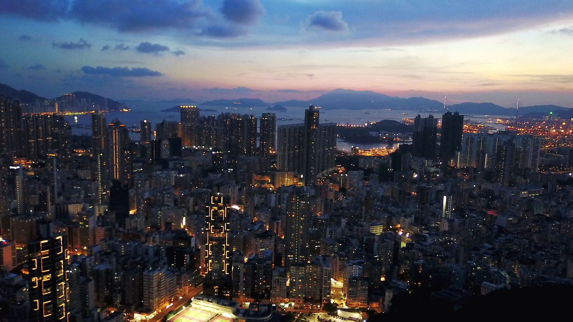 Ça s’est passé un… 23 août