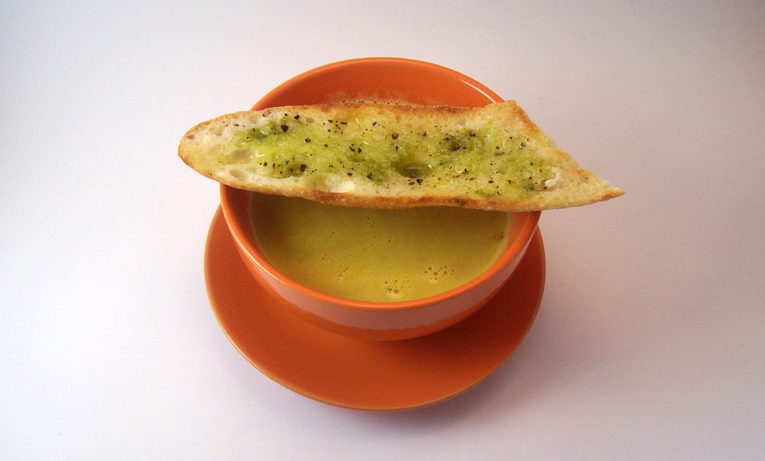 Velouté de courge potiron et croûton vert