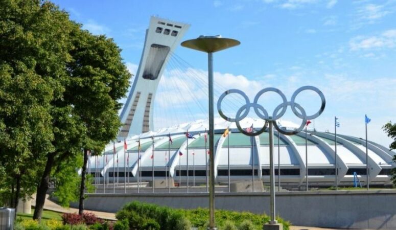 Olympic Stadium roof and oval to be replaced